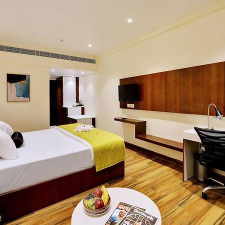 Mastiff Select Gulbarga Hotel Kalaburagi Exterior photo